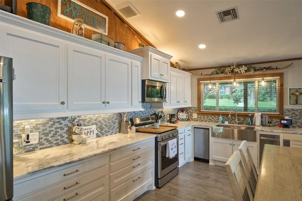 150 Lakeway Circle Trinity, TX 75862