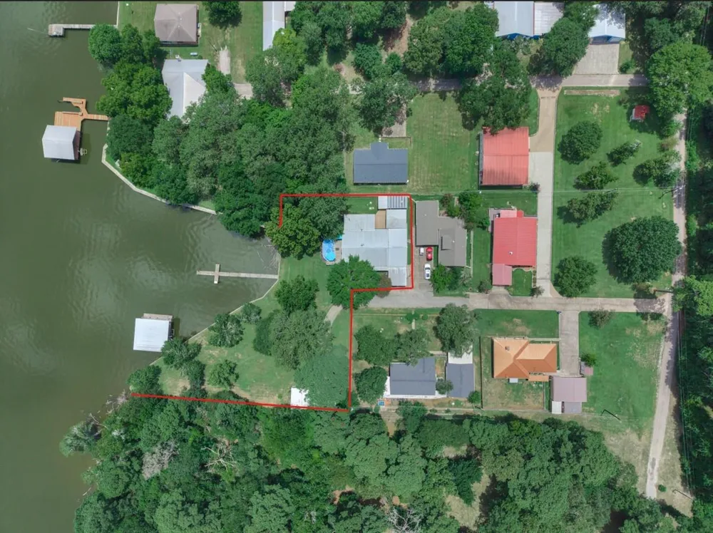 150 Lakeway Circle Trinity, TX 75862