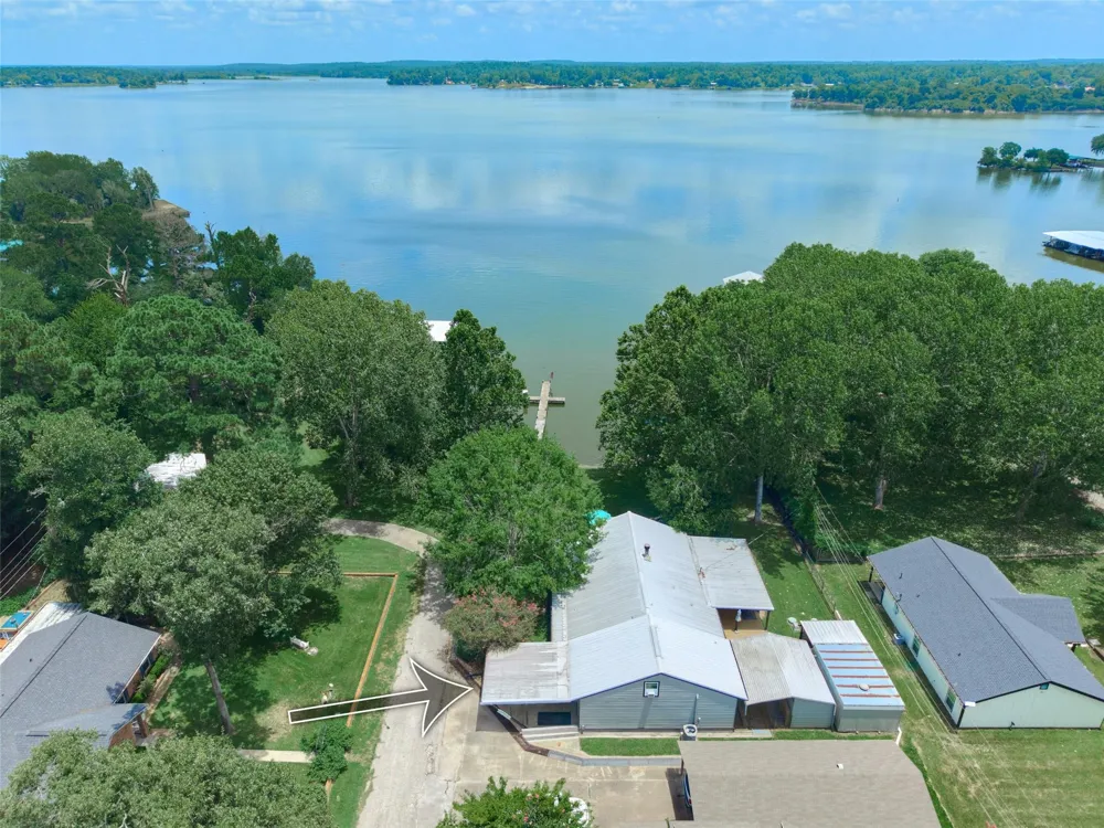 150 Lakeway Circle Trinity, TX 75862