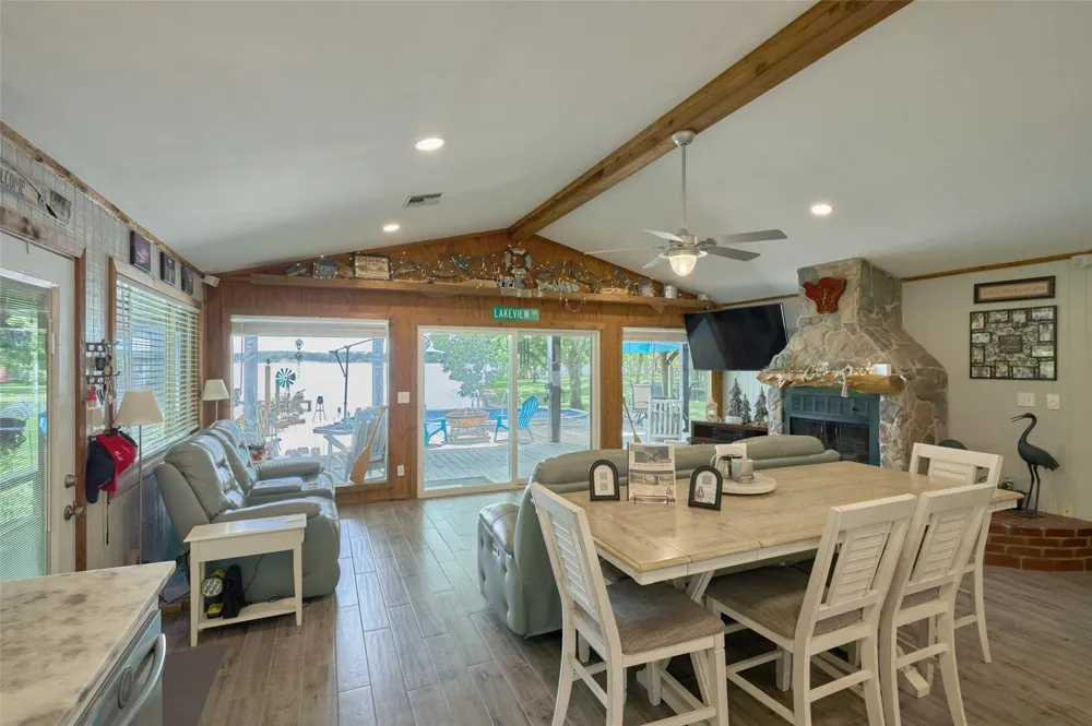 150 Lakeway Circle Trinity, TX 75862