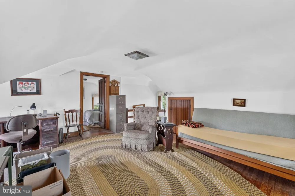 1715 SKIPPACK PIKE Blue Bell, PA 19422
