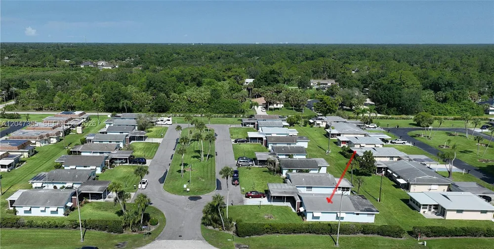2201 Croton Ct. Lehigh Acres, FL 33936