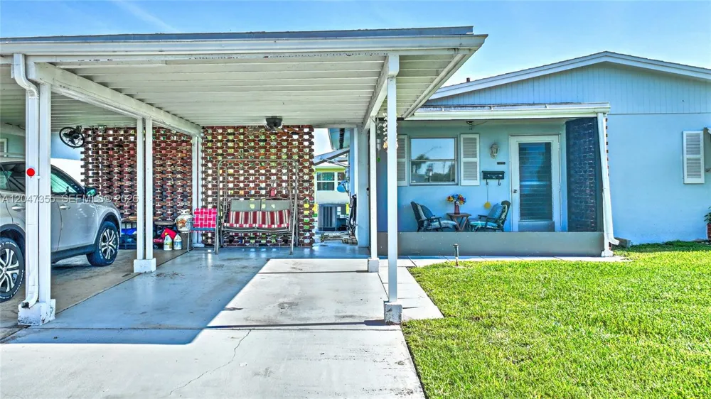 2201 Croton Ct. Lehigh Acres, FL 33936