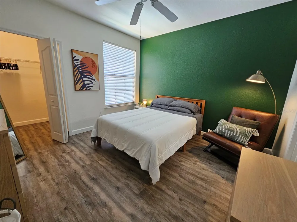 8335 38TH STREET CIRCLE E #305 Sarasota, FL 34243