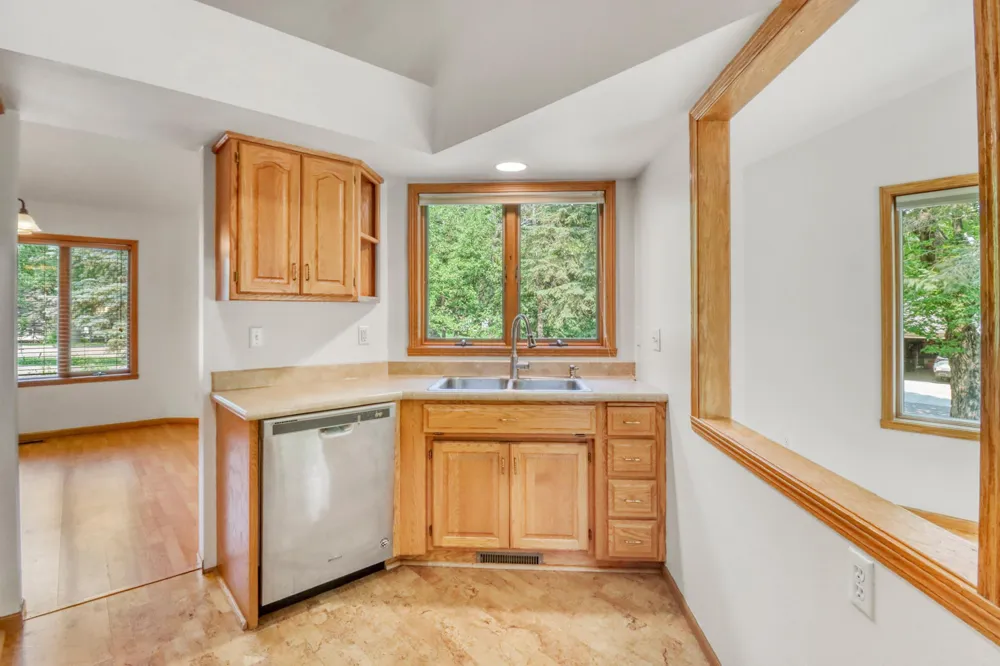1637 Long Bridge Road Detroit Lakes, MN 56501
