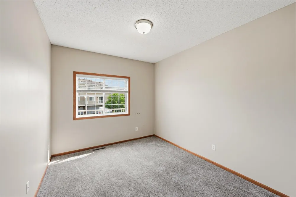 19172 Hoover Street NW Elk River, MN 55330
