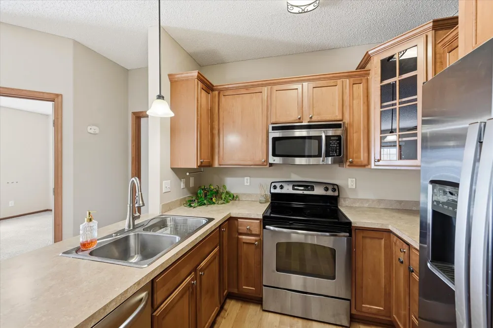 19172 Hoover Street NW Elk River, MN 55330