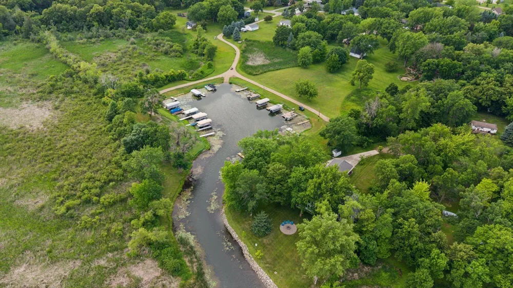 8173 112th Street NW Annandale, MN 55302