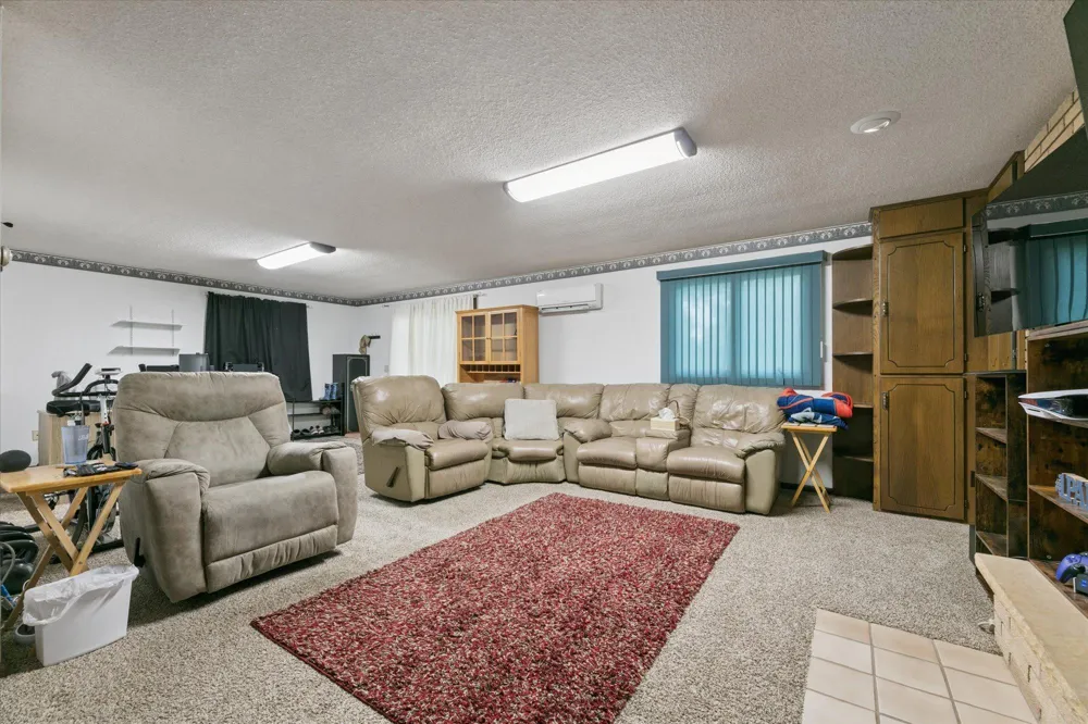8173 112th Street NW Annandale, MN 55302
