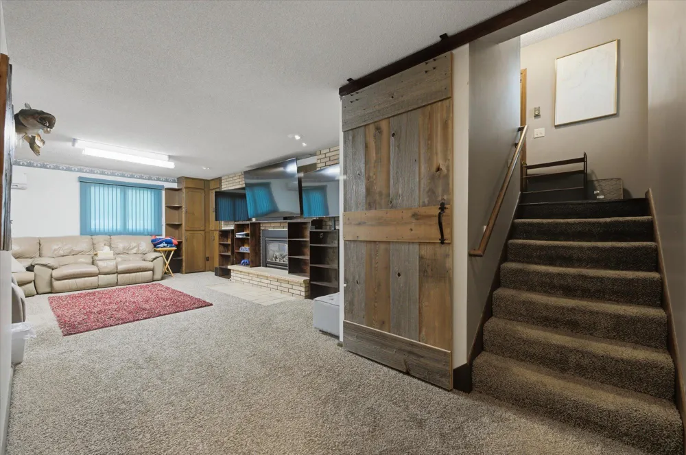 8173 112th Street NW Annandale, MN 55302