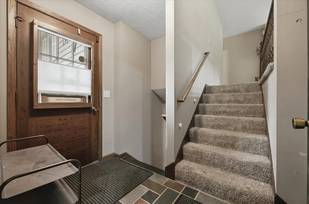 8173 112th Street NW Annandale, MN 55302