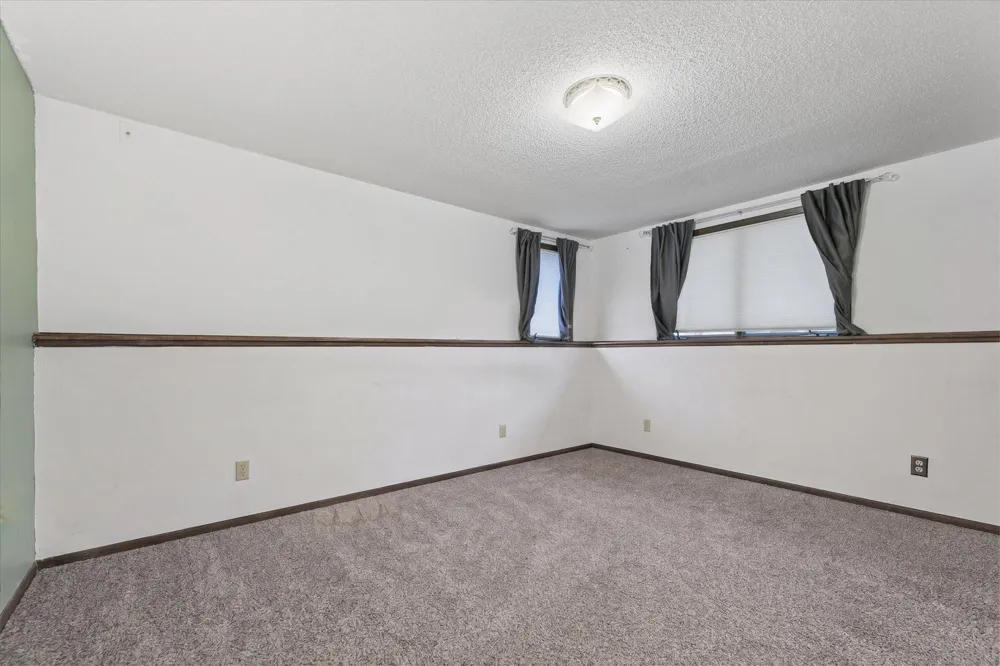 8173 112th Street NW Annandale, MN 55302