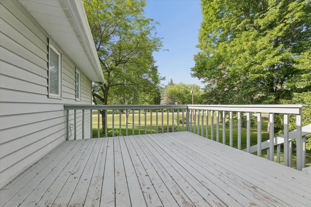 8173 112th Street NW Annandale, MN 55302