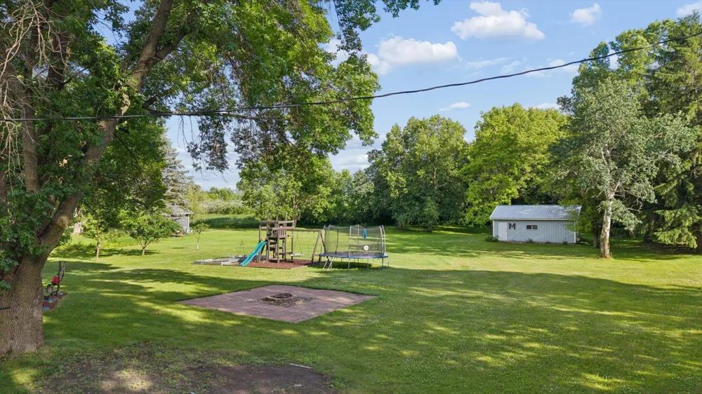 8173 112th Street NW Annandale, MN 55302