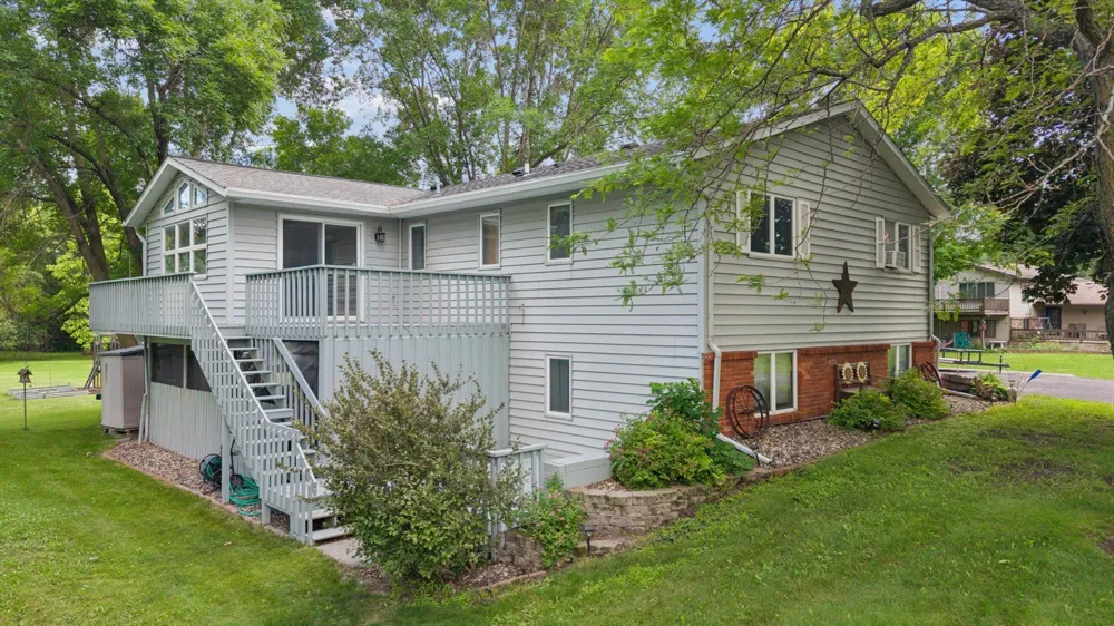 8173 112th Street NW Annandale, MN 55302