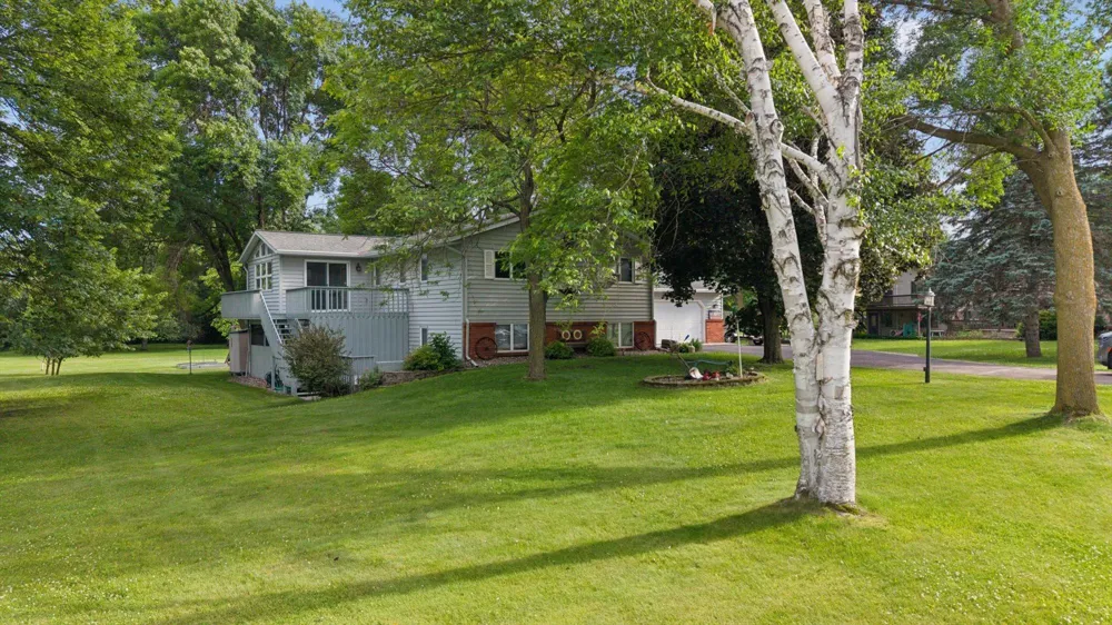 8173 112th Street NW Annandale, MN 55302