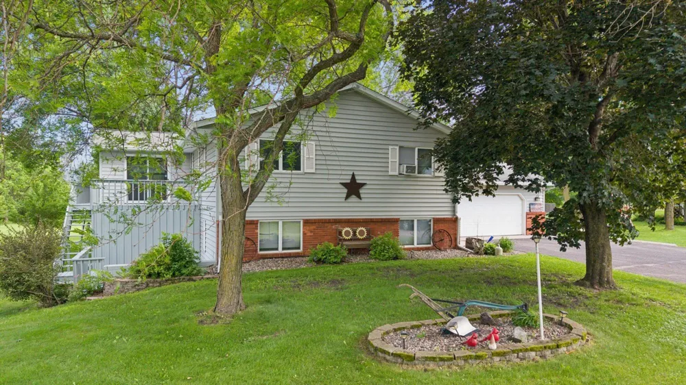 8173 112th Street NW Annandale, MN 55302
