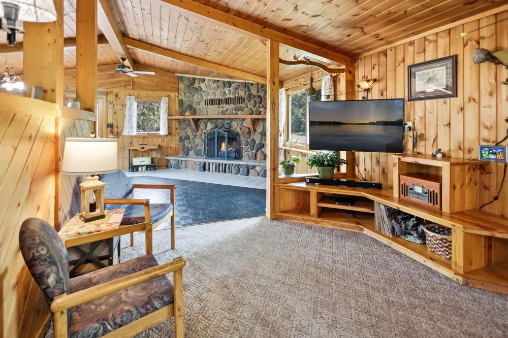 8998 River Road Danbury, WI 54830
