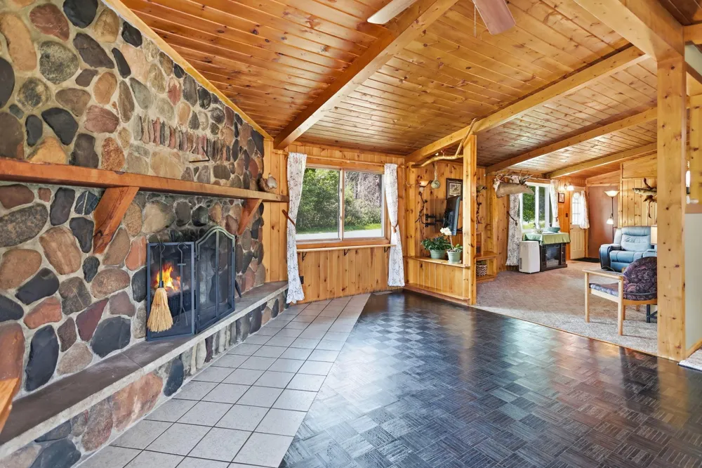 8998 River Road Danbury, WI 54830