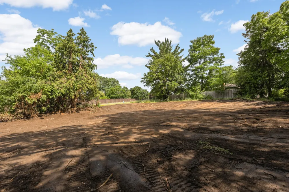 14019 Excelsior Boulevard Minnetonka, MN 55345