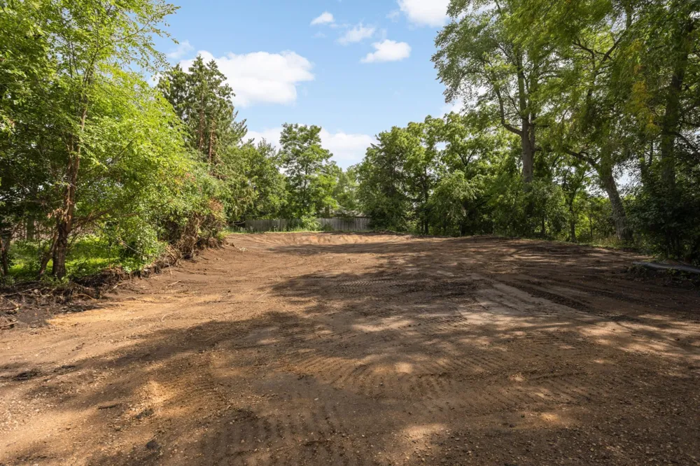 14019 Excelsior Boulevard Minnetonka, MN 55345