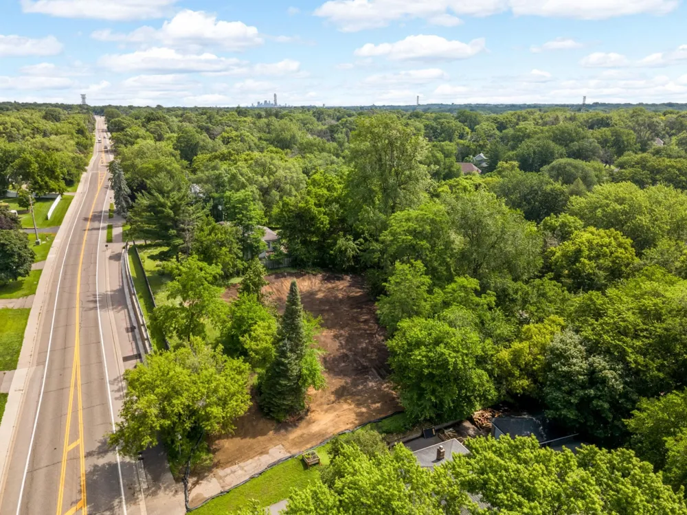 14019 Excelsior Boulevard Minnetonka, MN 55345