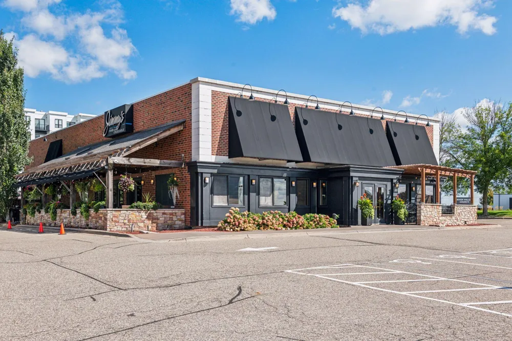 6085 Rowland Road #207 Minnetonka, MN 55343