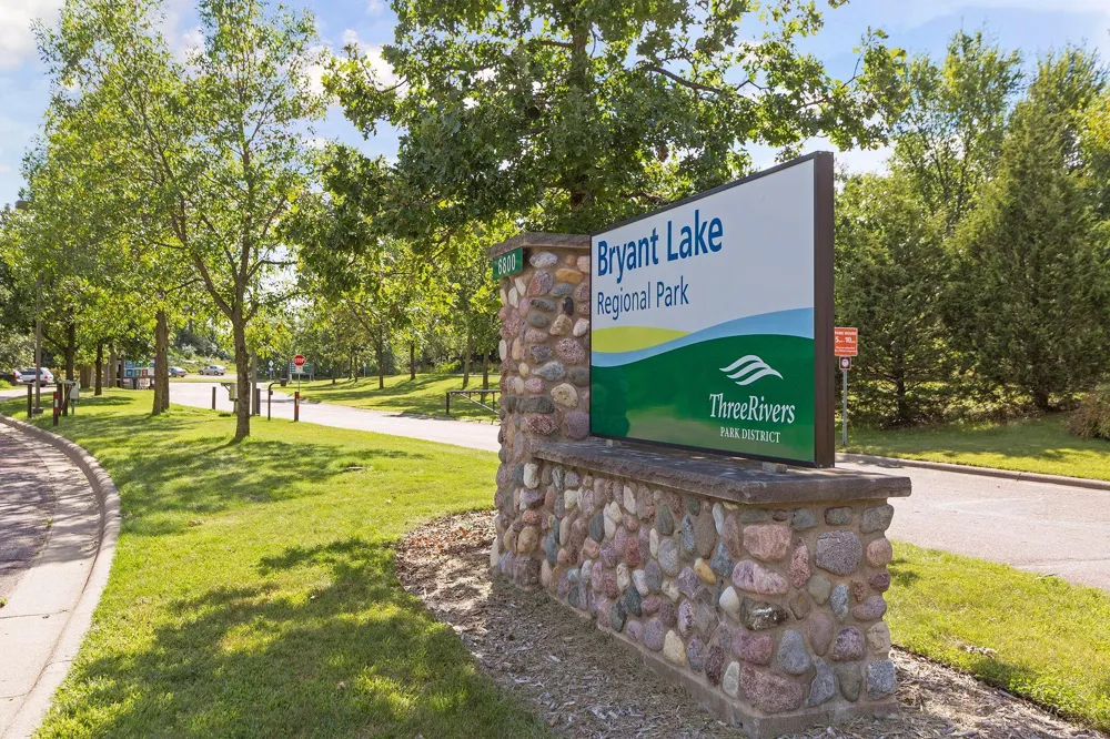 6085 Rowland Road #207 Minnetonka, MN 55343