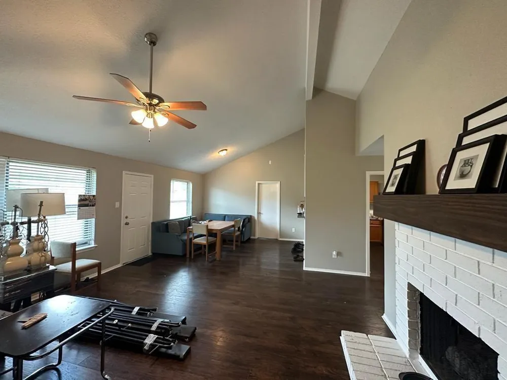 10921 Pecan Drive La Porte, TX 77571