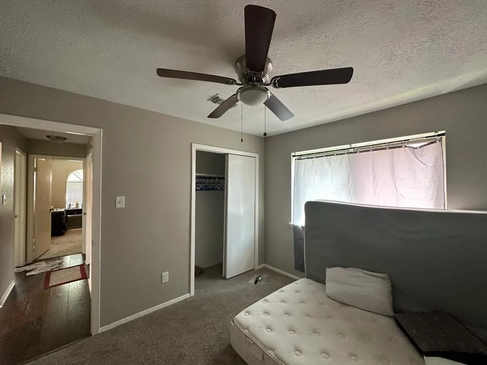 10921 Pecan Drive La Porte, TX 77571