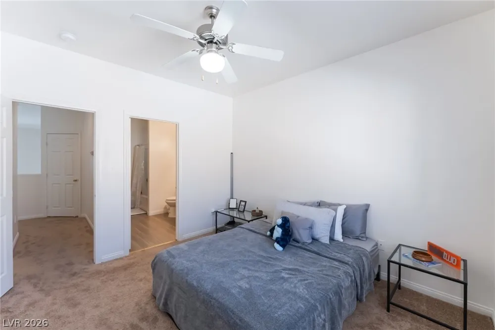 4915 E Russell RD Road Las Vegas, NV 89120