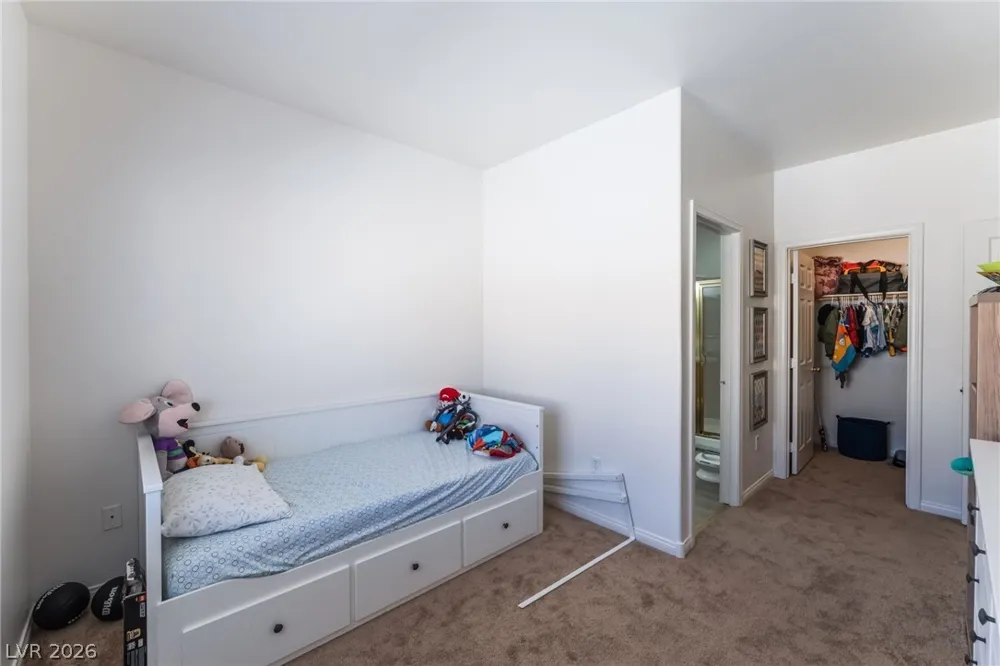 4915 E Russell RD Road Las Vegas, NV 89120