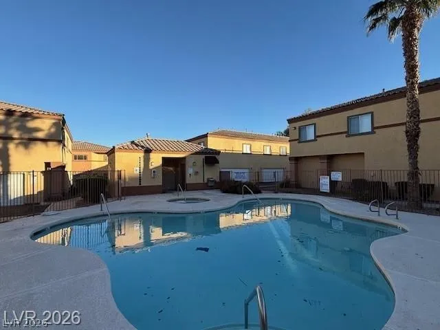 4915 E Russell RD Road Las Vegas, NV 89120