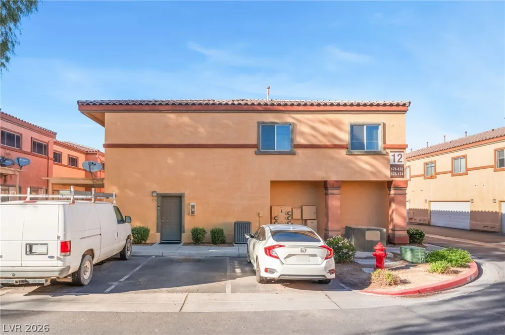 4915 E Russell RD Road Las Vegas, NV 89120