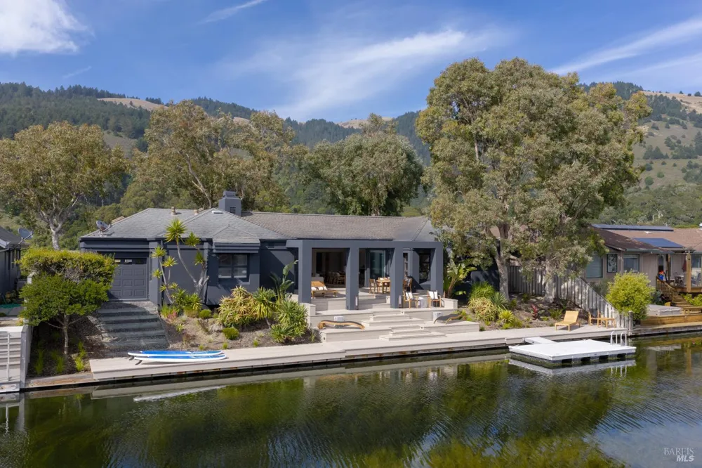 41 Dipsea Road Stinson Beach, CA 94970