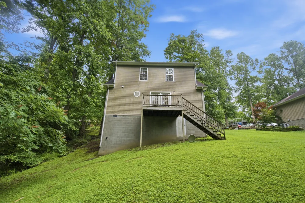 958 Jordan Cir White Bluff, TN 37187