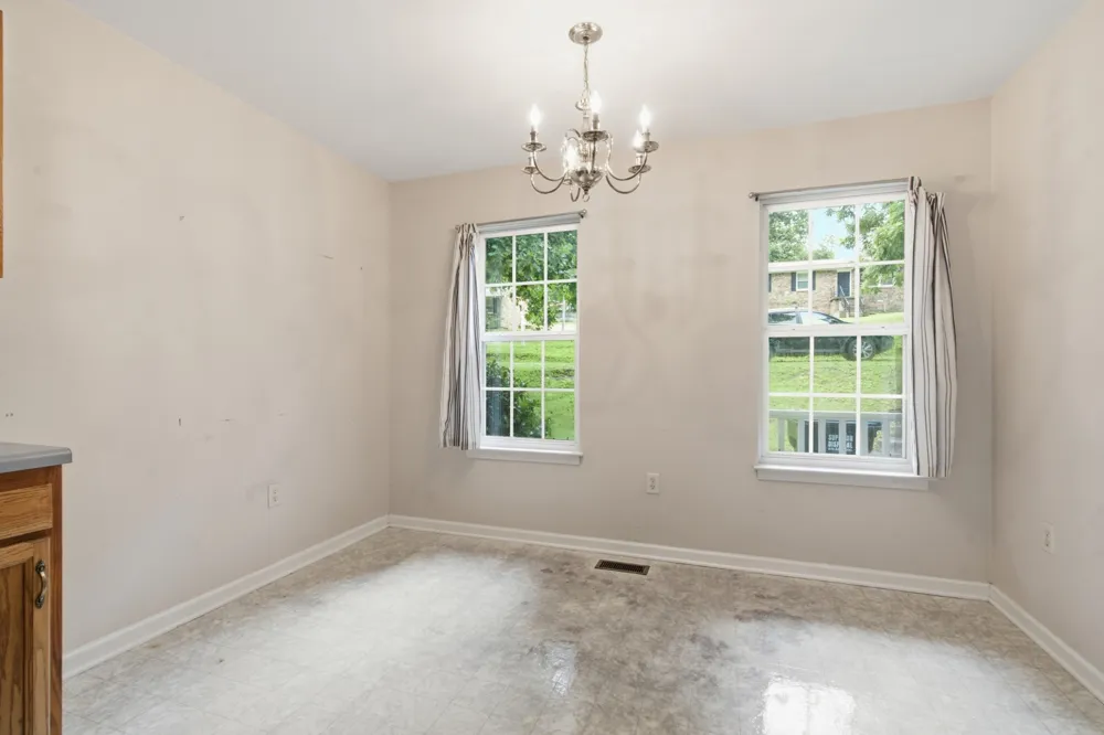 958 Jordan Cir White Bluff, TN 37187