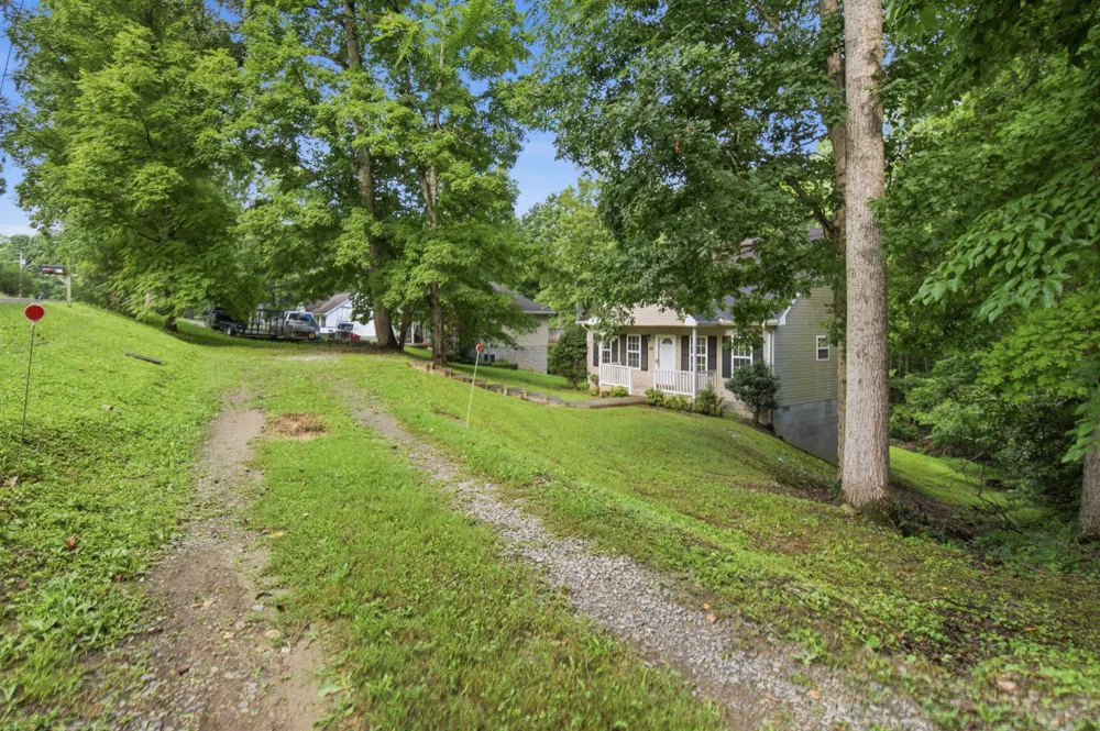958 Jordan Cir White Bluff, TN 37187