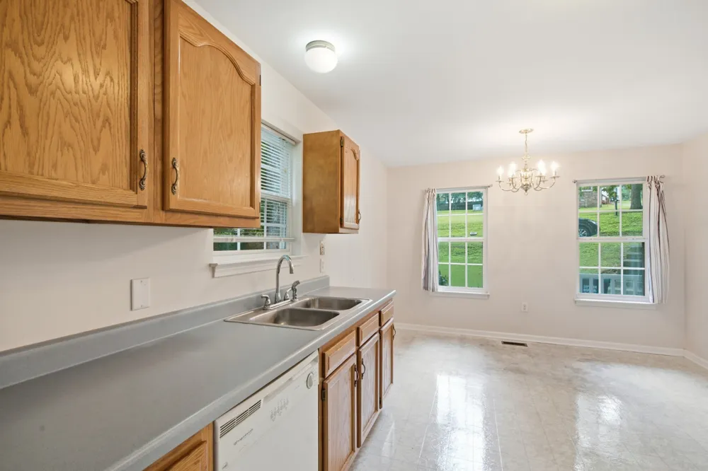 958 Jordan Cir White Bluff, TN 37187