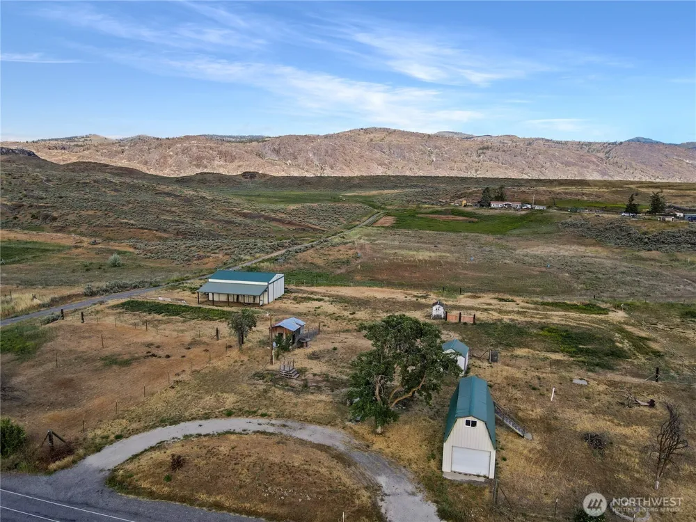 232 Greenacres Road Riverside, WA 98849