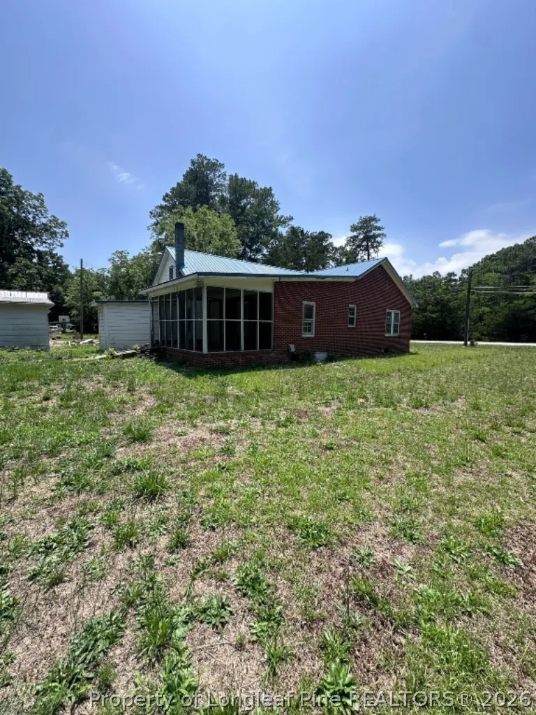 916 Aberdeen Road Laurinburg, NC 28352