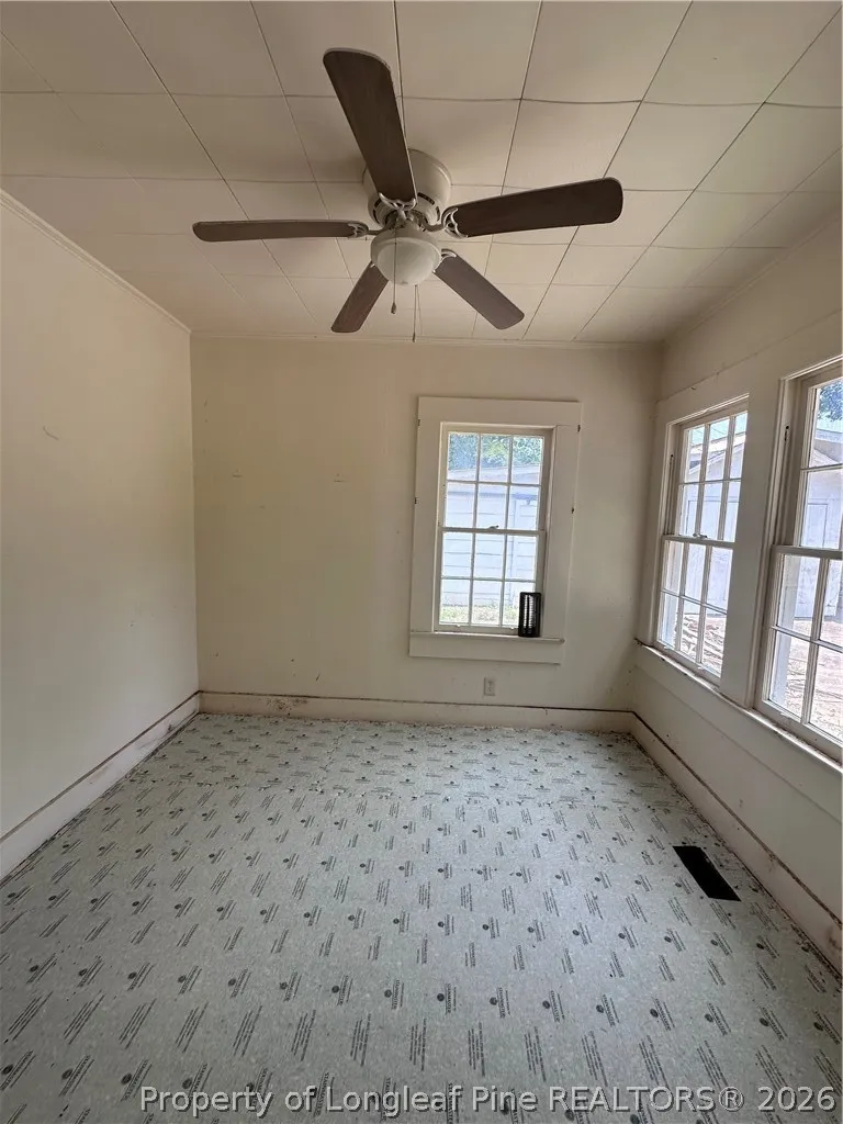 916 Aberdeen Road Laurinburg, NC 28352