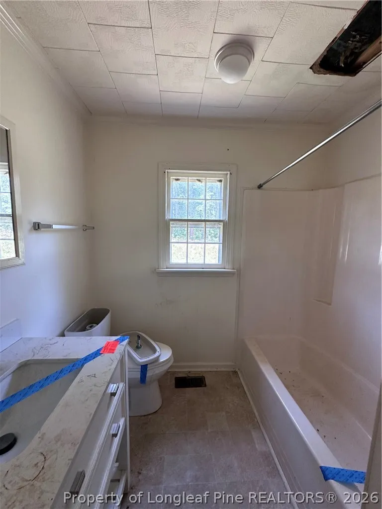 916 Aberdeen Road Laurinburg, NC 28352