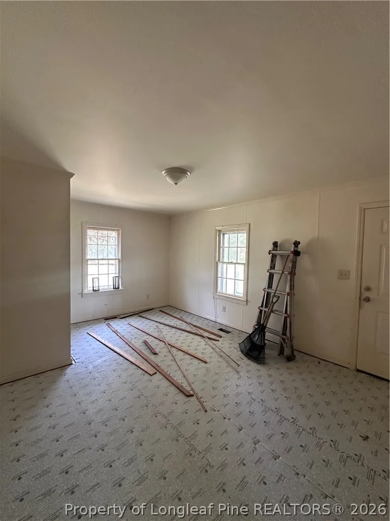 916 Aberdeen Road Laurinburg, NC 28352