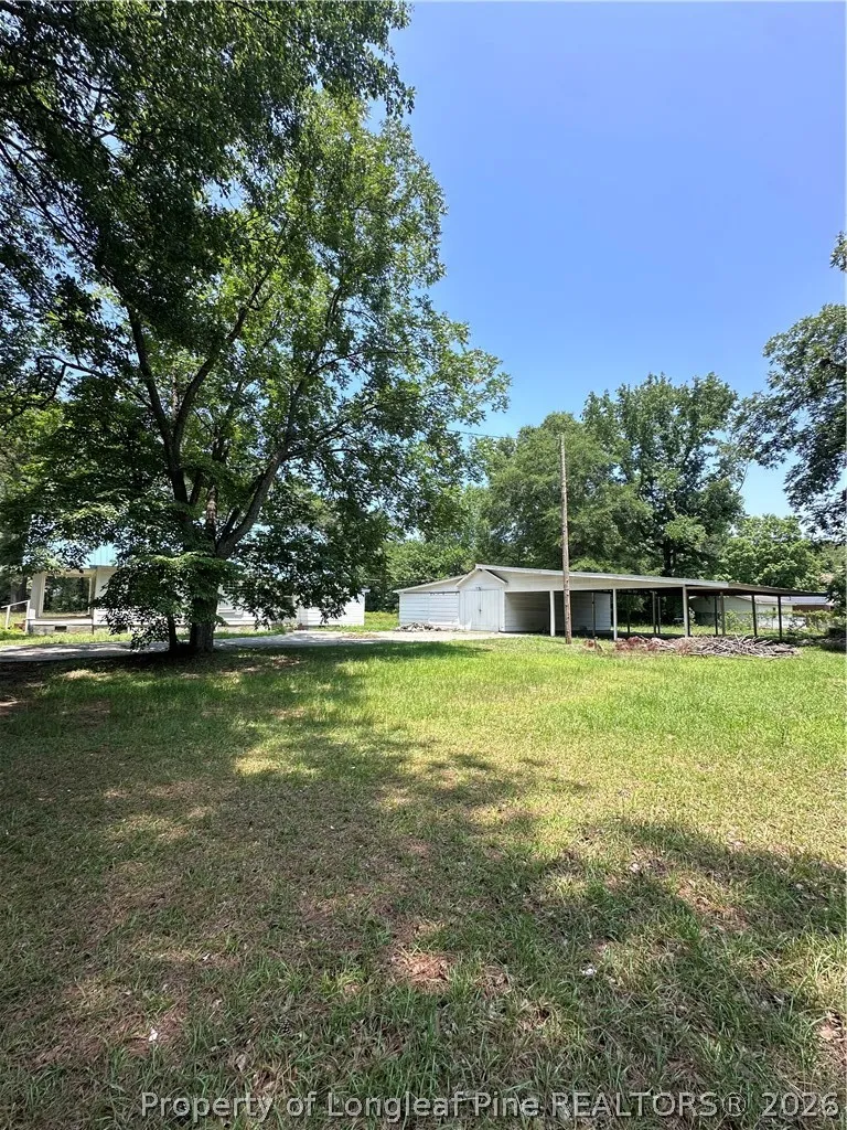 916 Aberdeen Road Laurinburg, NC 28352