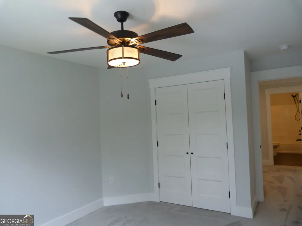 65 Plantation RD Midway, GA 31320