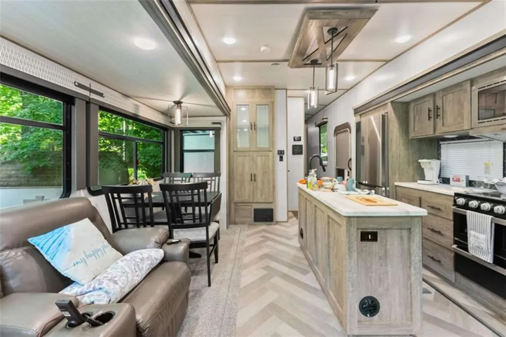 169 Magnificent Way Cleveland, GA 30528