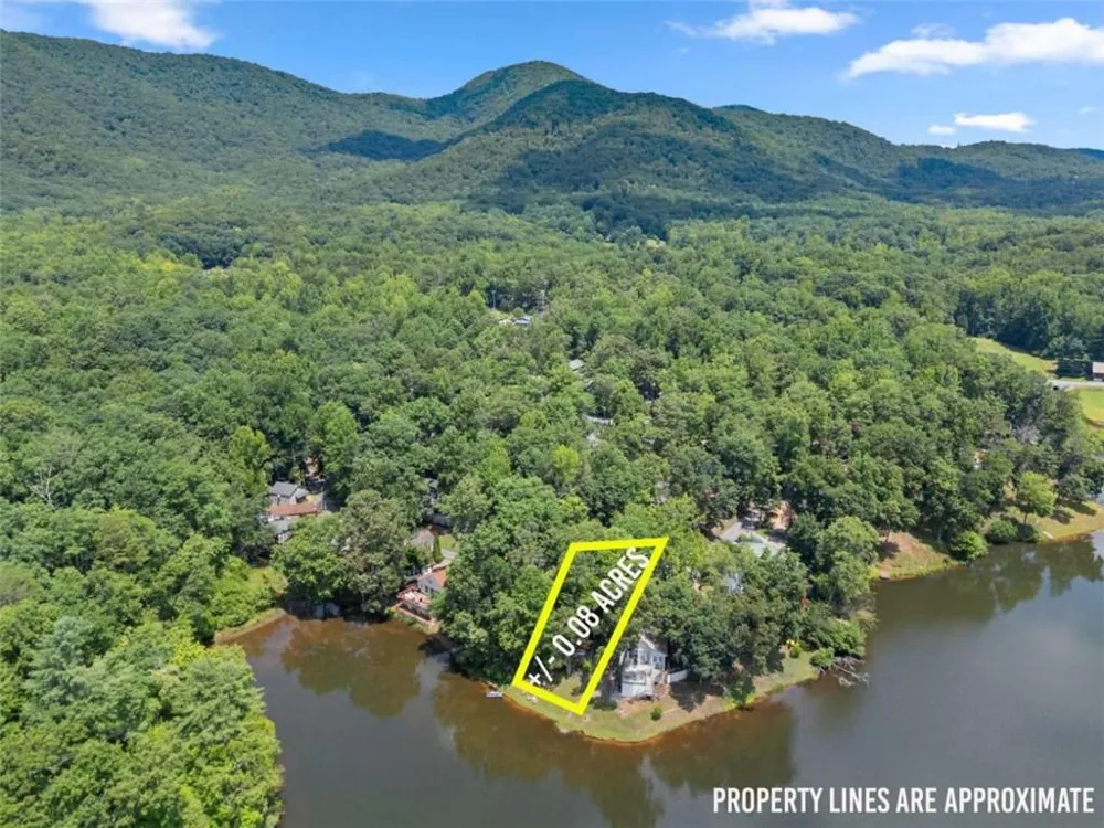 169 Magnificent Way Cleveland, GA 30528