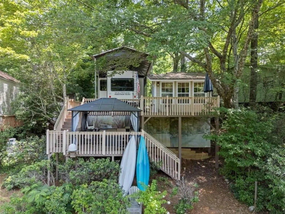 169 Magnificent Way Cleveland, GA 30528