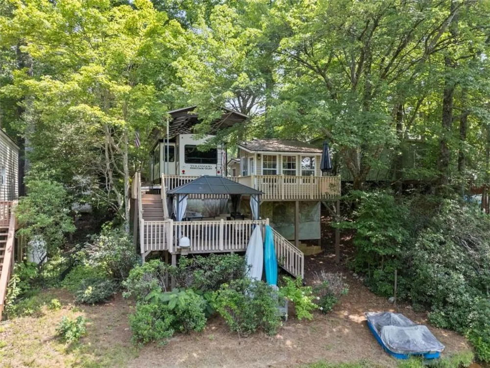 169 Magnificent Way Cleveland, GA 30528